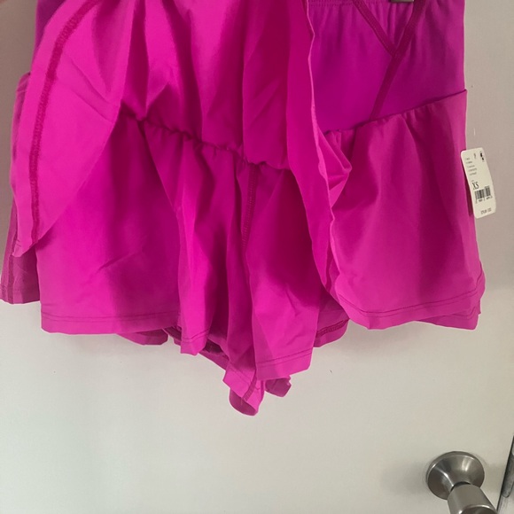 Pink Ruffled Women's Shorts - Picture 3 of 3